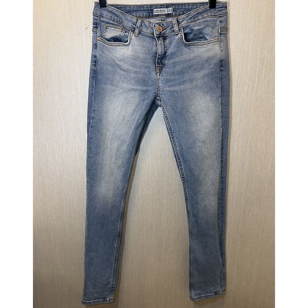 Zara Straight Leg Studded Beaded Lower Leg Jeans Sz 6